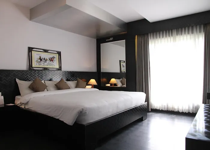 Hotel Gokulam Park Chennai